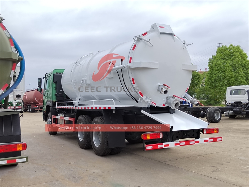 SINOTRUK 20m3 Vacuum Sewage Suction trucks with factory direct sale