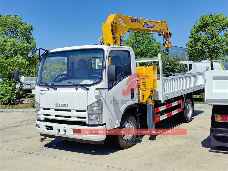 ISUZU 700P 4×4 off-road Crane Truck made in China best factory