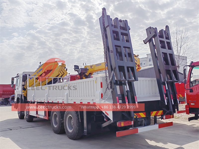 Howo 12 wheeler knuckle crane truck with self-loader