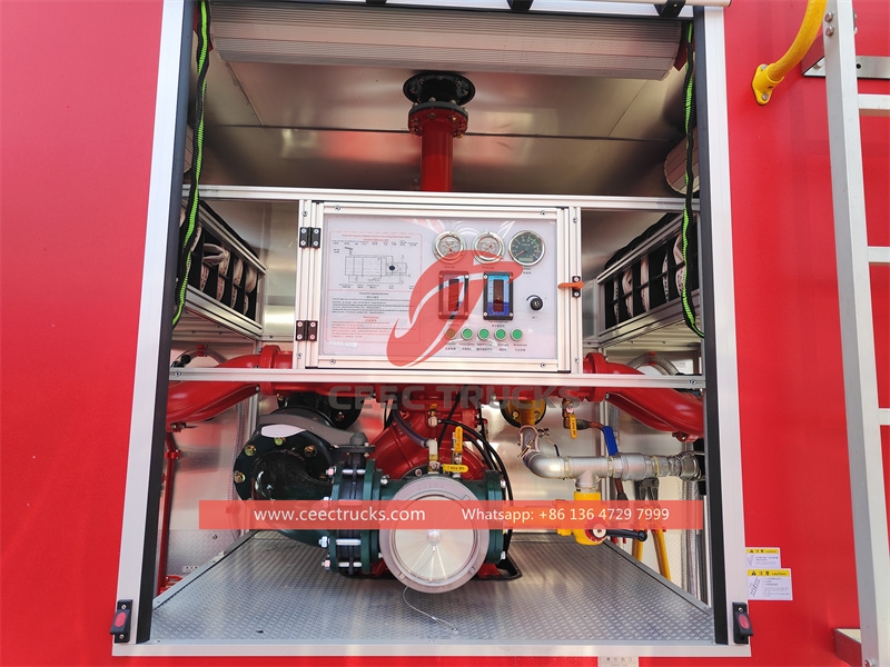 ISUZU GIGA 8,000L fire fighting truck with factory direct sale