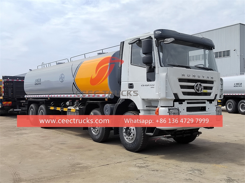 IVECO 8x4 heavy-duty water tank truck supplier