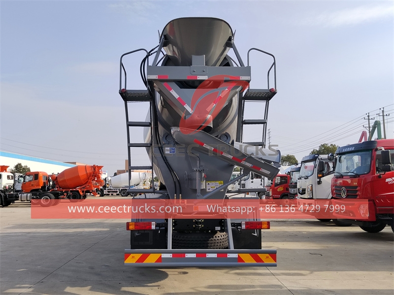 Shacman heavy duty 380HP Concrete Mixer Truck from China