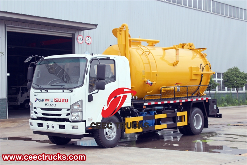 Isuzu NPR septic tanker truck With MORO pump