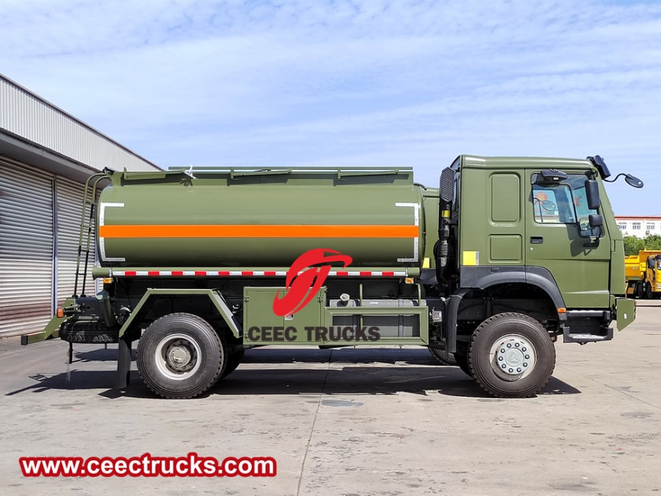 Bowser diesel mobile militare con guida 4x4 Howo