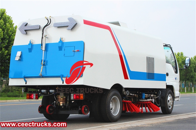 ISUZU 5 CBM road sweeper truck with factory direct sale