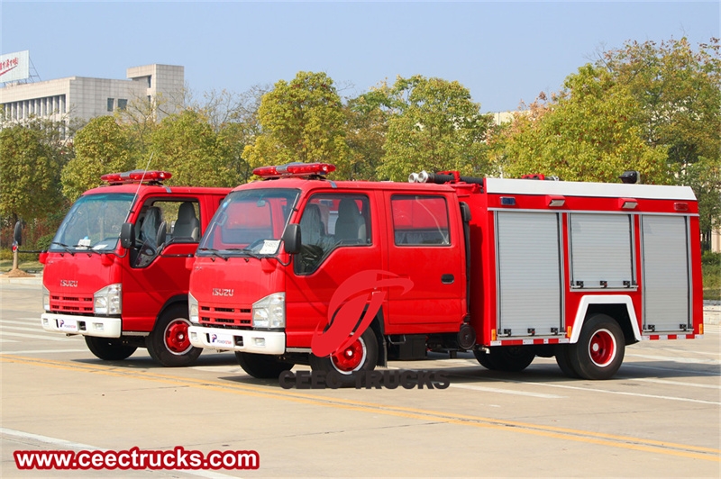 Isuzu mini pumper fire truck