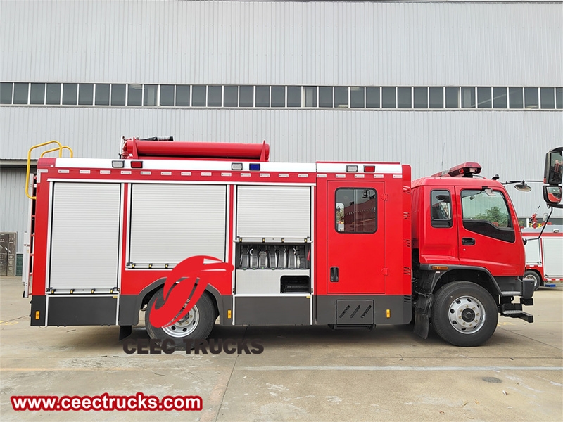 Isuzu FVR pumper tanker fire truck