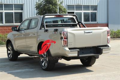 Isuzu 3.0T Diesel Four-Wheel Drive Pickup