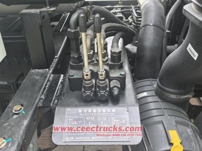 Howo 5cbm vacuum suction pump truck