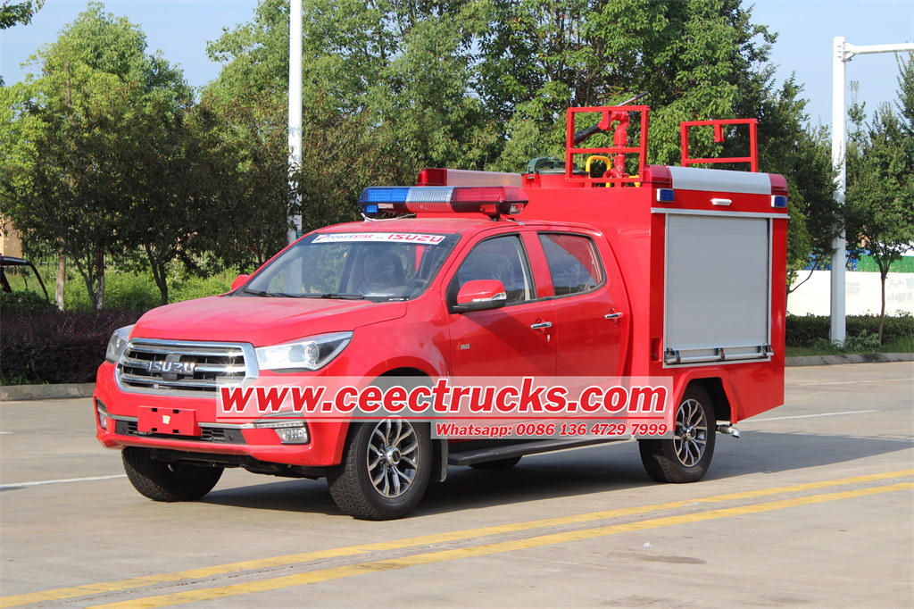 Che cos'è un piccolo camion per i pompieri per pickup Isuzu?